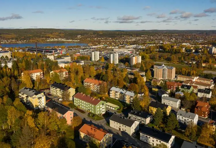 Vy överstan Örnsköldsvik, höst.